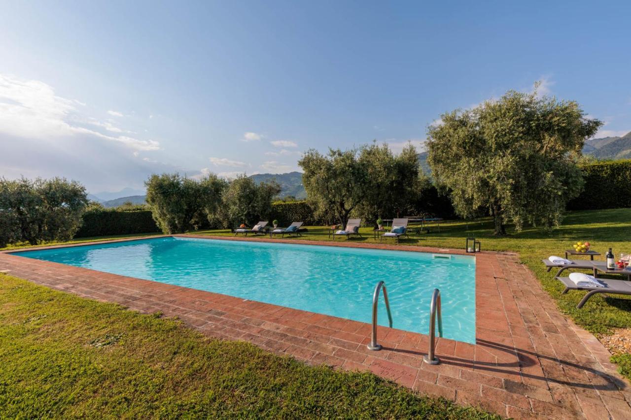 Pennecchio Villa Лука Екстериор снимка
